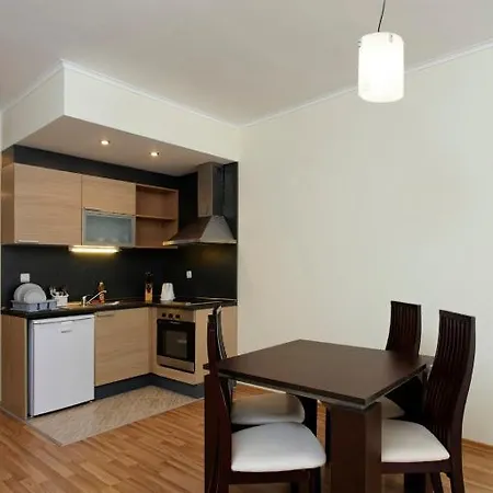 Sunrise Club Apart Hotel de apartamente 3*